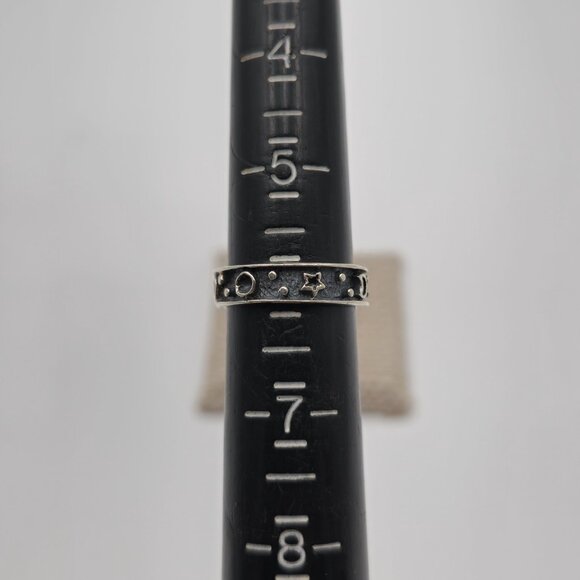 Size 6 Sterling Silver Dark Style Moon And Stars Ring A2603 - Picture 5 of 7